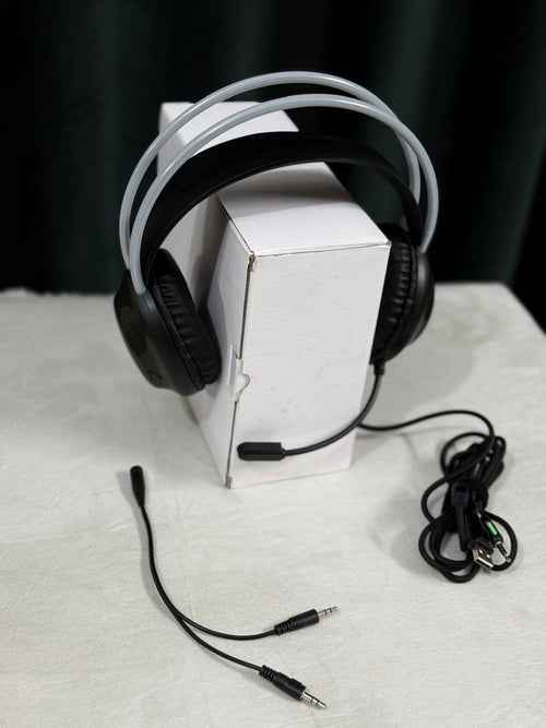 RGB Gaming Headset with Microphone – LED Light, Comfortable Over-Ear Design & Clear Sound